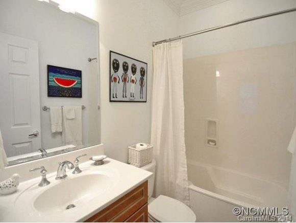 240 Towne Place Drive - Photo 17