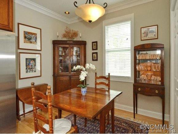 240 Towne Place Drive - Photo 8