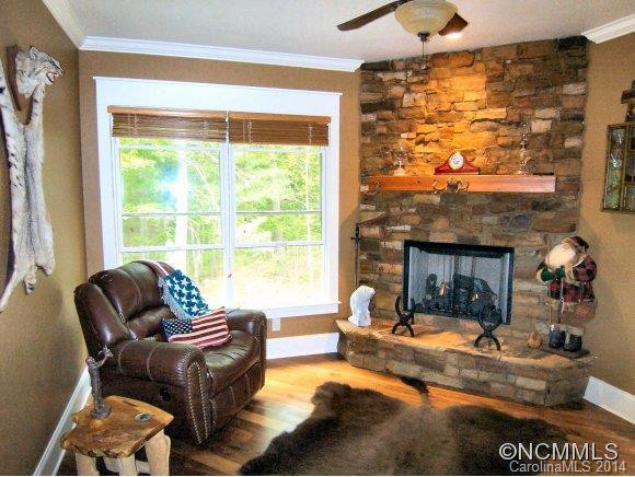63 Pinemount Court - Photo 9