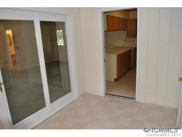 374 Woodside Circle - Photo 15
