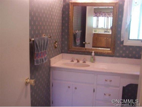 24 W Rogers Road - Photo 9
