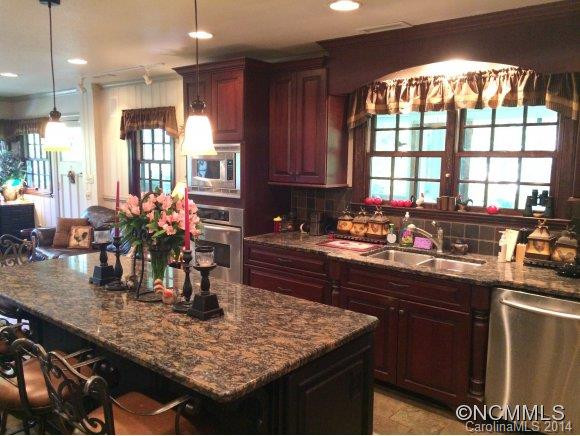939 New Haw Creek Road - Photo 3
