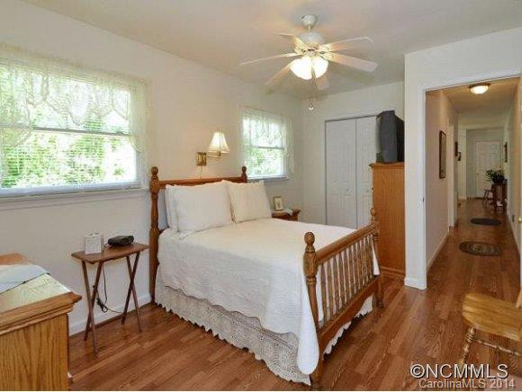 190 HART STREET - Photo 13