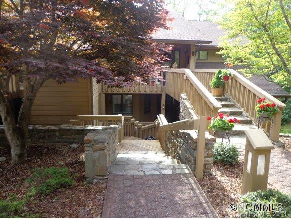 114 Live Oak Lane
