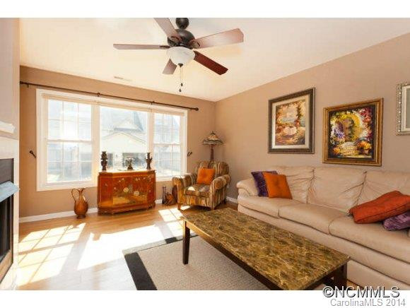 40 Rotunda Circle - Photo 4