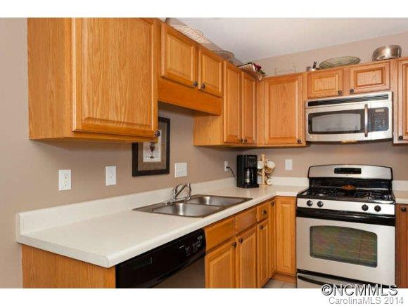 40 Rotunda Circle - Photo 7