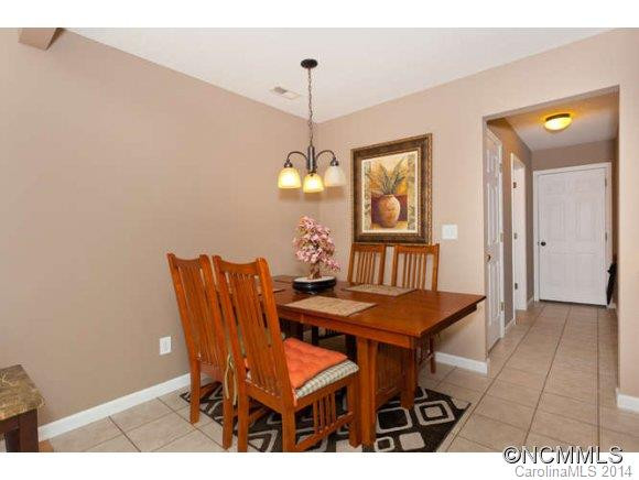 40 Rotunda Circle - Photo 10