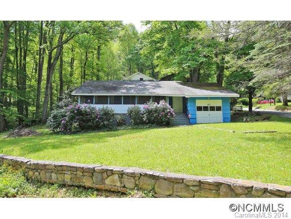 323 Bradley Street - Photo 2