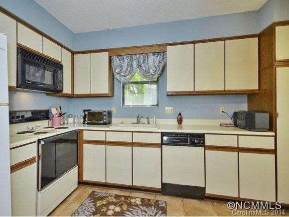3203 SAINT AUGUSTINE PLACE - Photo 3
