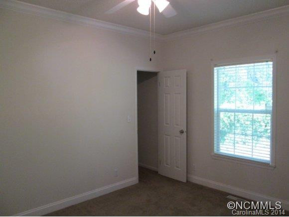 28 Laddies Place - Photo 13