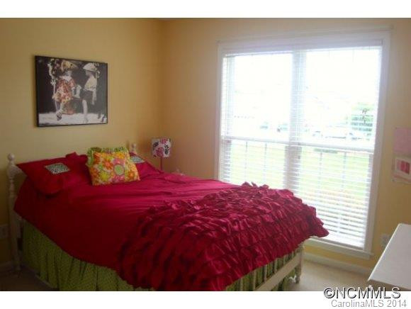 429 Planters Creek Rd - Photo 10