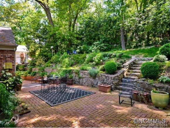 1 Maplewood Road - Photo 21