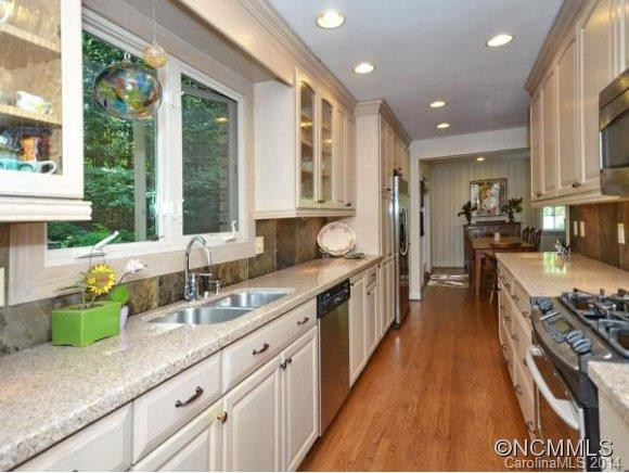 1 Maplewood Road - Photo 7