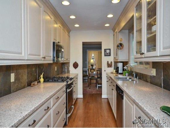1 Maplewood Road - Photo 8
