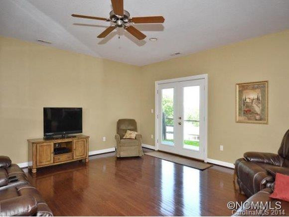 29 SWEETWATER OAKS DRIVE - Photo 20