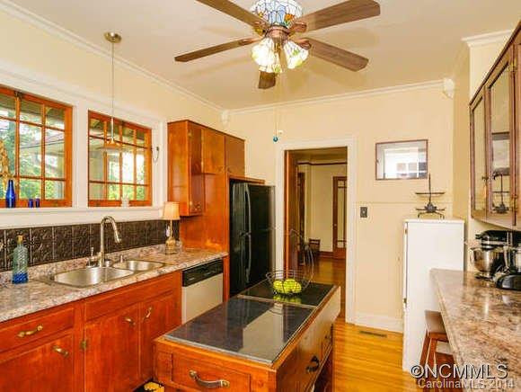 136 Charles Street - Photo 13