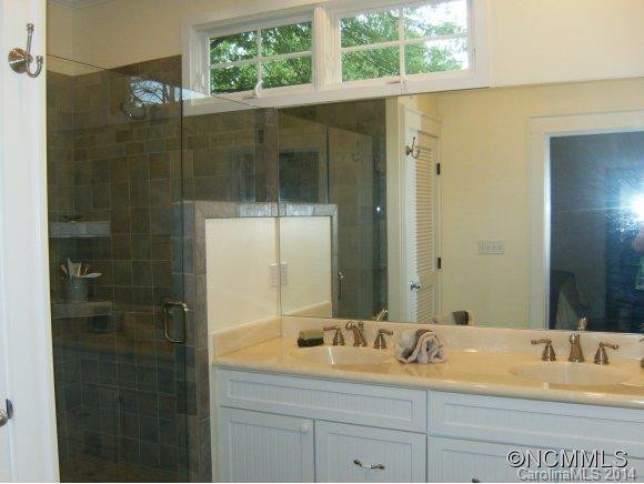 909 4th Ave W - Photo 12