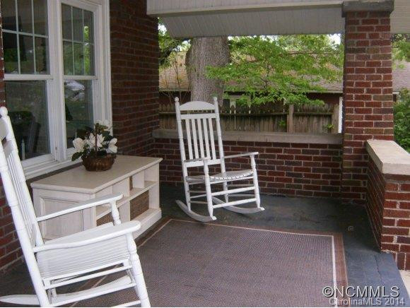 909 4th Ave W - Photo 3