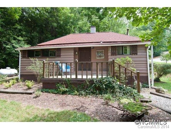 6 Beaverdam Knoll Road
