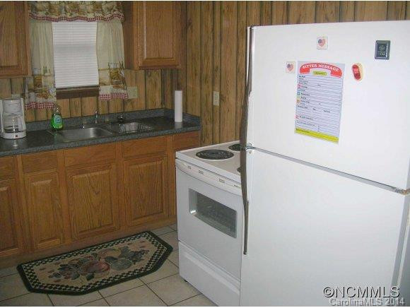 1490 Little Creek Road - Photo 3