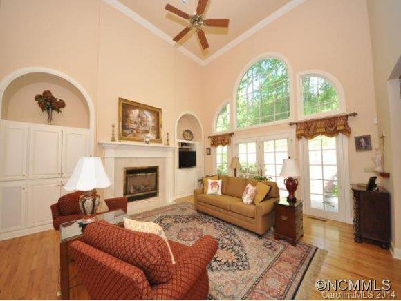 201 TEABERRY LN - Photo 2