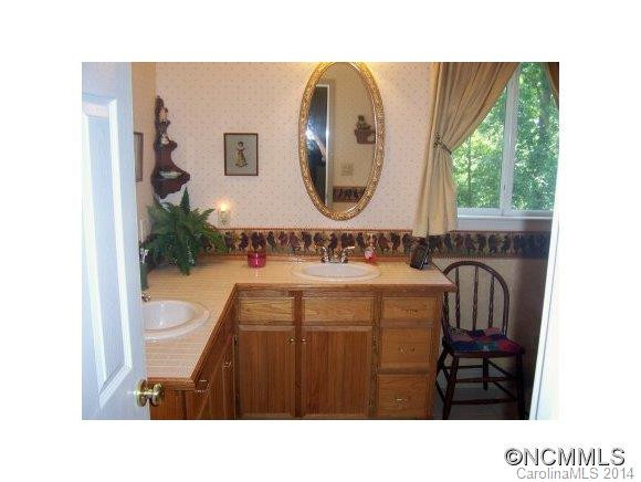 845 White Oak Lane - Photo 8