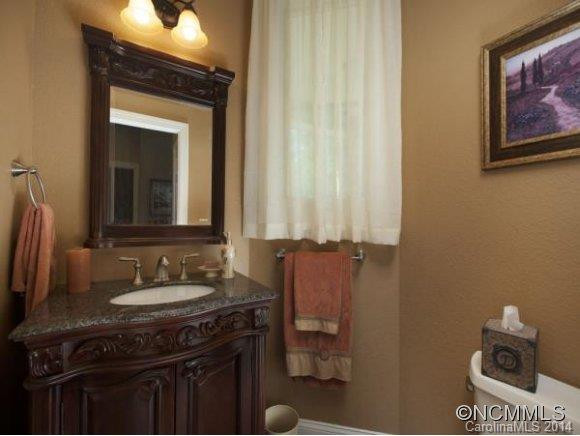 555 Hagen Drive - Photo 14