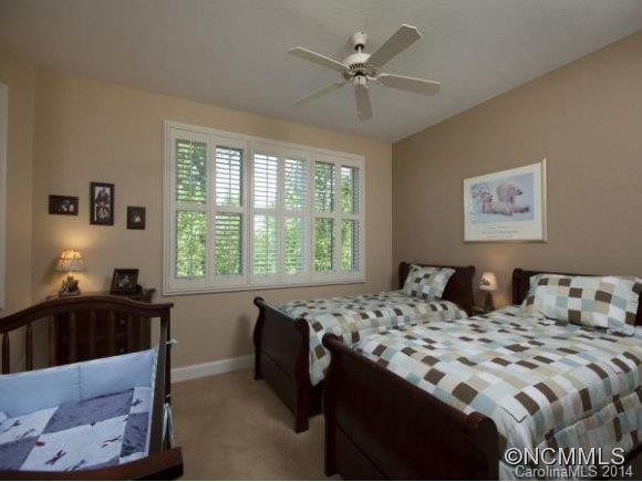 555 Hagen Drive - Photo 18