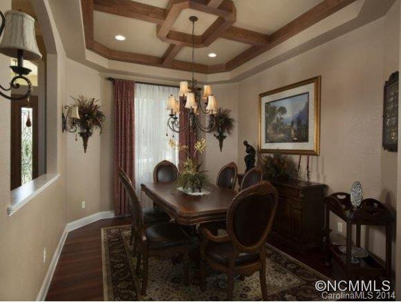 555 Hagen Drive - Photo 8