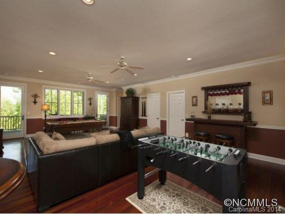 555 Hagen Drive - Photo 9
