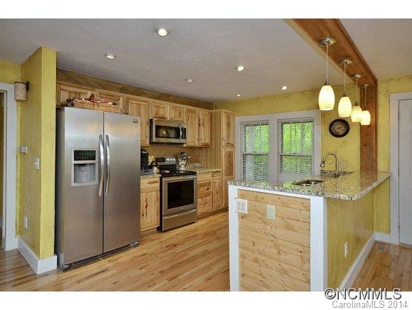 466 MOUNTAIN ROAD - Photo 4