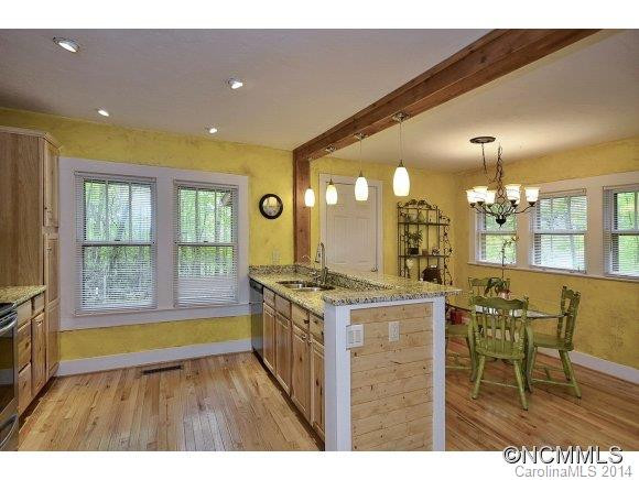 466 MOUNTAIN ROAD - Photo 5