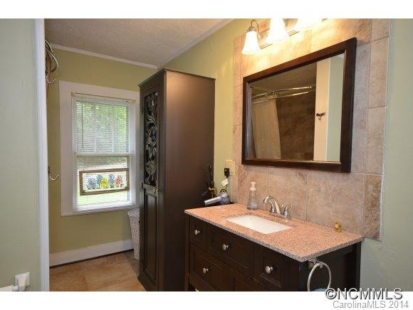 466 MOUNTAIN ROAD - Photo 8