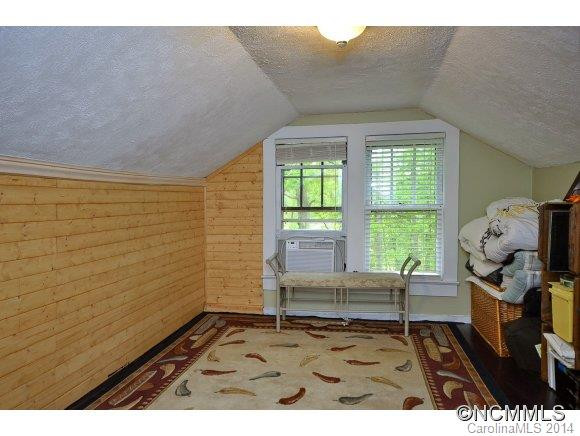 466 MOUNTAIN ROAD - Photo 9