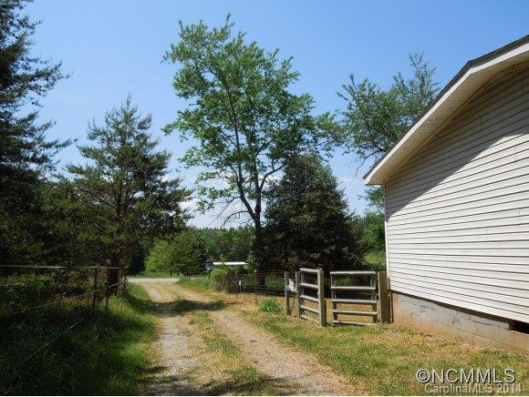 2338 Whiteside Rd - Photo 18