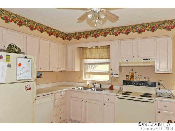 452 Lee Road - Photo 4