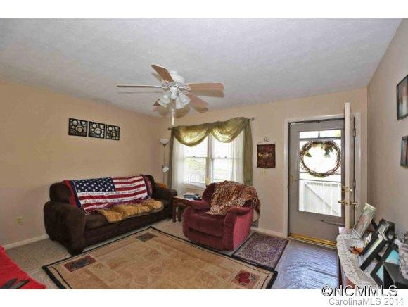 452 Lee Road - Photo 5