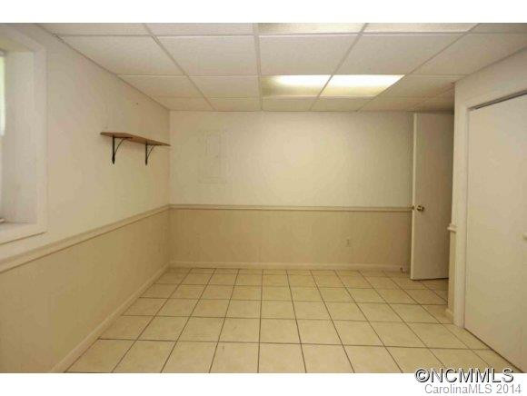 452 Lee Road - Photo 10