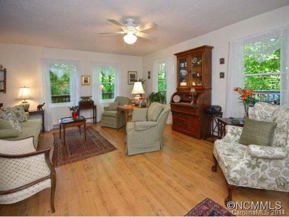 27 WALKER COVE RD - Photo 3