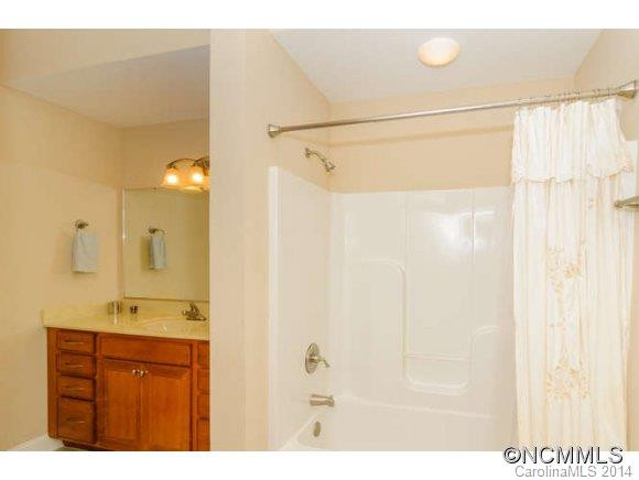 31 Braeburn - Photo 17