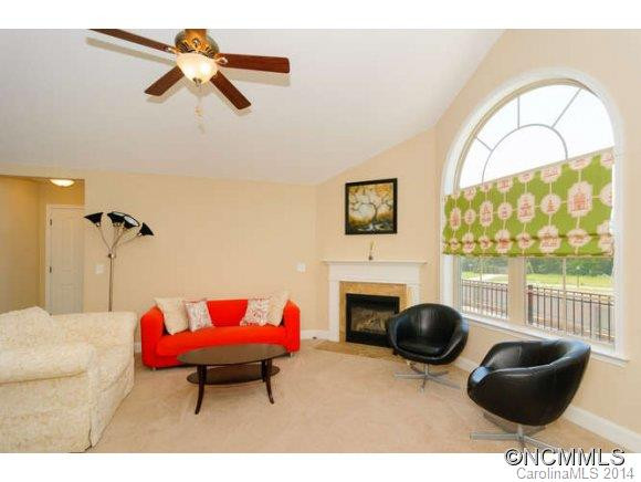 31 Braeburn - Photo 3
