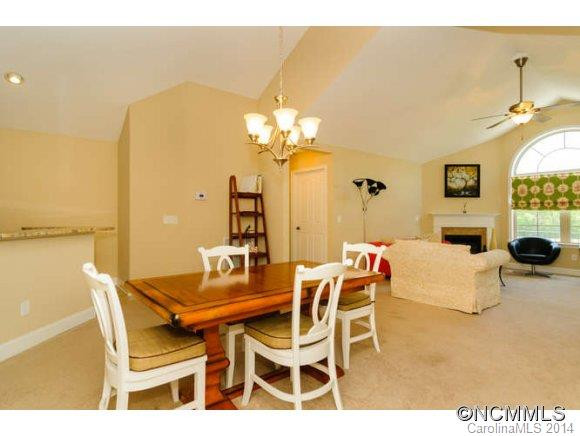 31 Braeburn - Photo 4