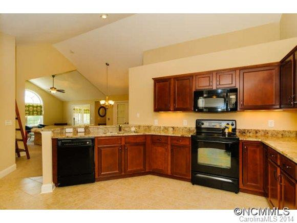 31 Braeburn - Photo 6