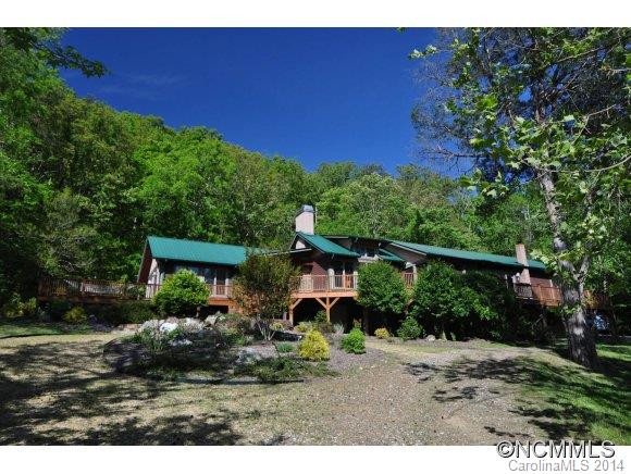 2096 River Rd.