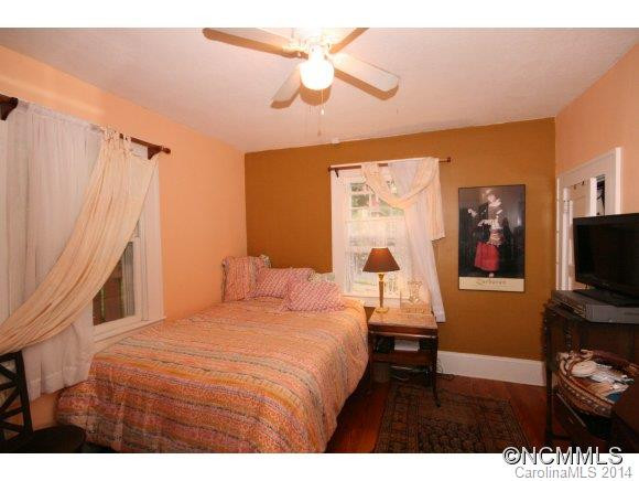 40 Elizabeth Street - Photo 12