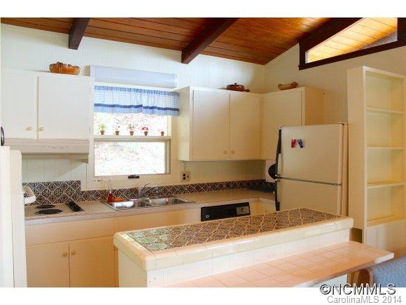 372 The High Rd - Photo 5