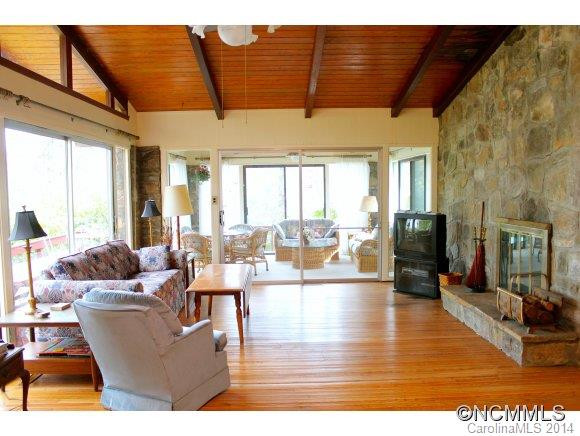 372 The High Rd - Photo 6