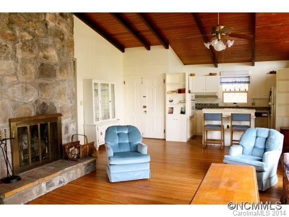 372 The High Rd - Photo 7