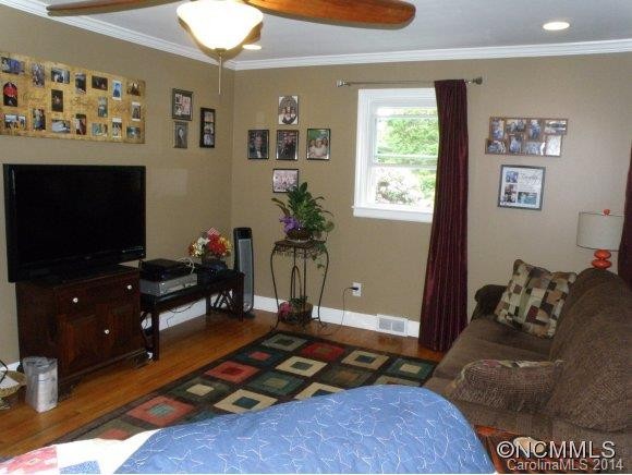 119 Virginia Ave - Photo 13