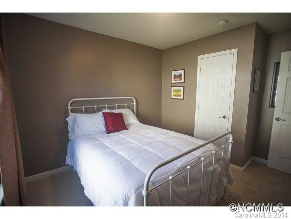 190 Haw River Road - Photo 10
